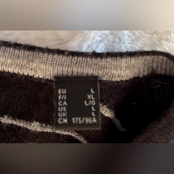 MEXX Slim fit Merino Wool Sweater- Sz L - Picture 9 of 10